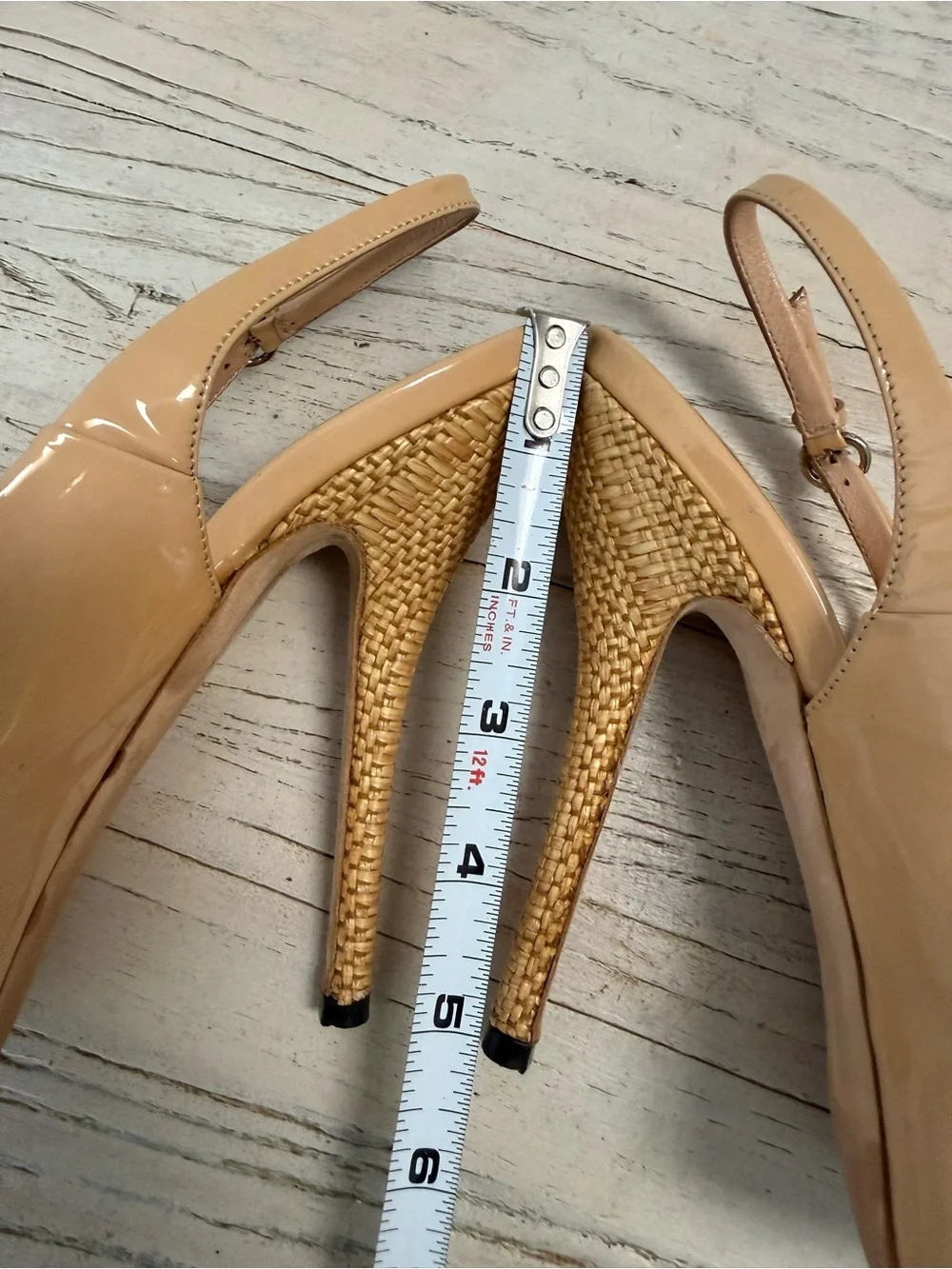 Gucci Peep Toe Platform Heels sling back size 35.5